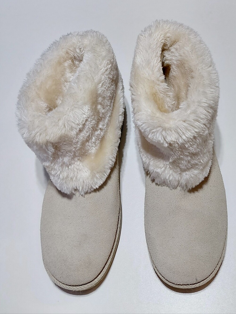 CANYON RIVER BLUES Women's Cream  Faux-Fur Lined Ankle Booties Size 7